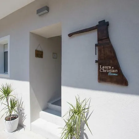 Guest house Laura E Christian -